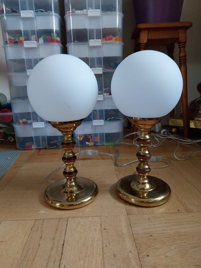 2st bordslampa glas och mässing retro