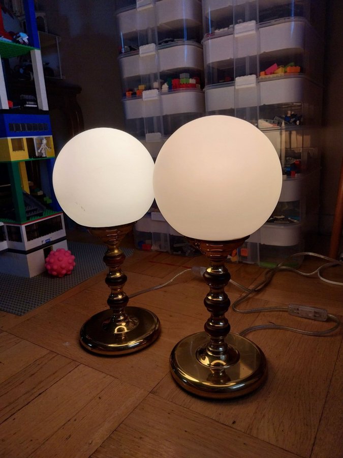 2st bordslampa glas och mässing retro