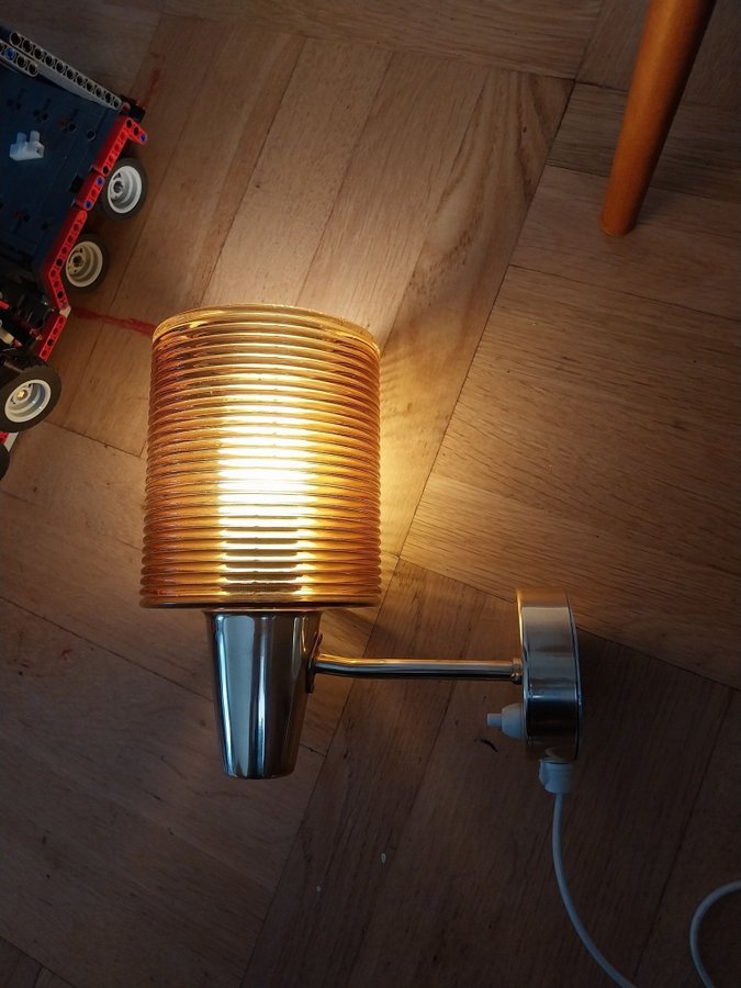 Vägglampa glas och mässing ASEA retro