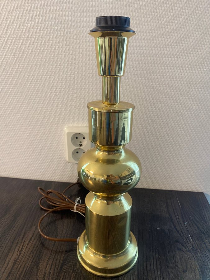Vintage svensk aneta 18916 mässing bordslampa
