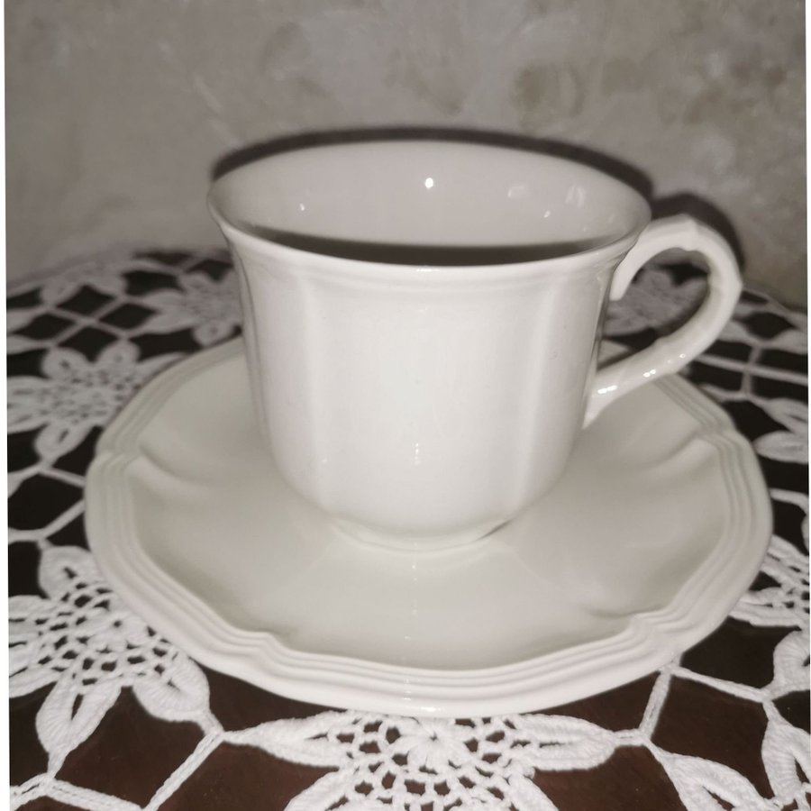 2 st Kaffekoppar / Tekoppar / Koppar / med fat / Villeroy  Boch / Manoir