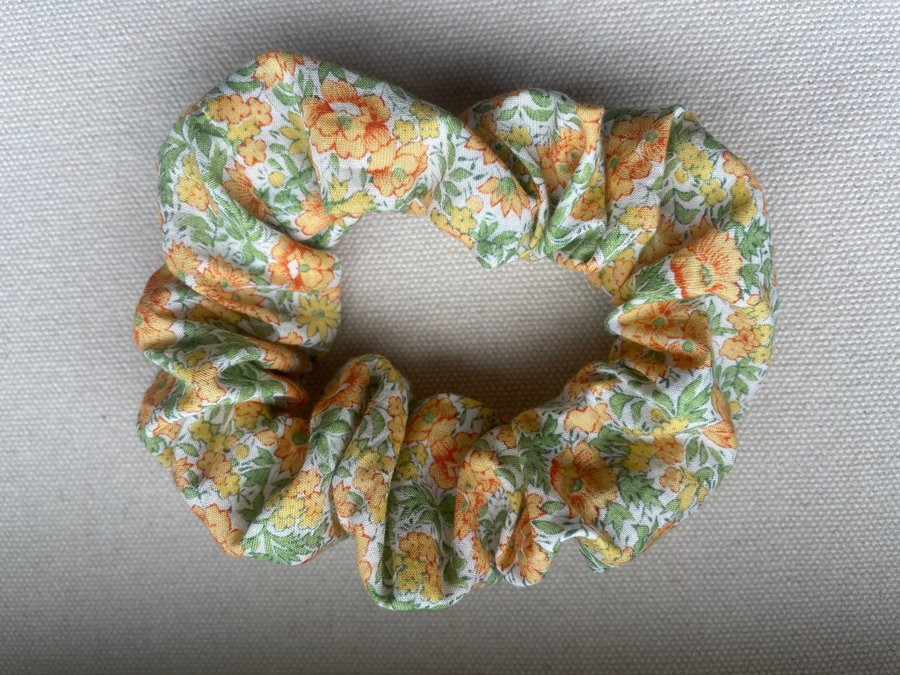 2 Handgjorda Liberty London Scrunchies/ Hårsnoddar