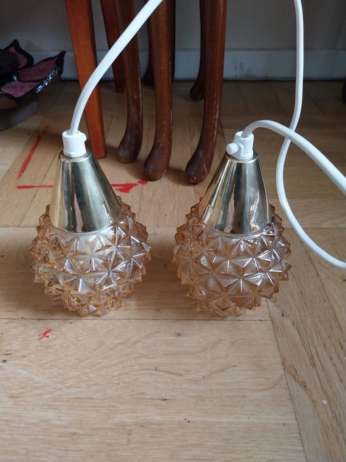 2st Fönsterlampa glas och mässing retro