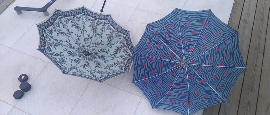 Paraplyer 2 st - Vintage - Retro - 70/80 tal troligen - Paraply