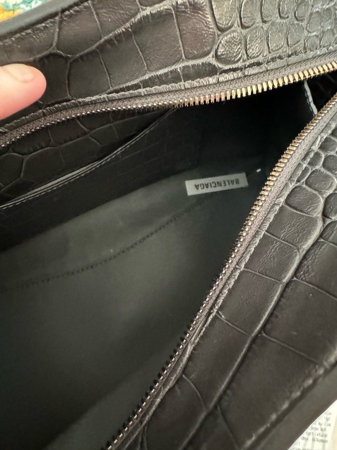 Balenciaga Neo Classic väska