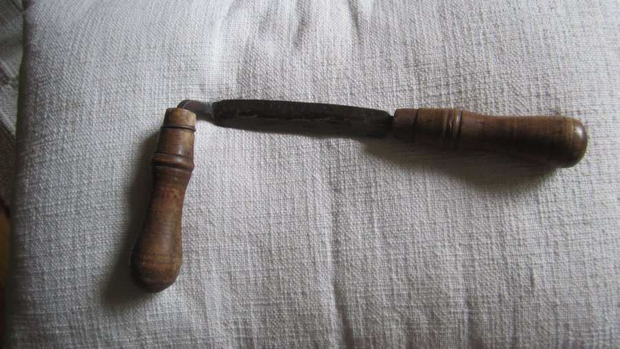 Gammal barkkniv med handtag i vinkel 1800-tal