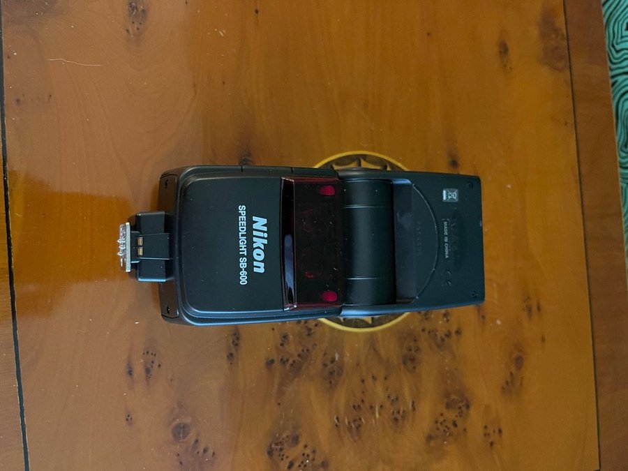 Nikon Speedlight SB-600 blixt