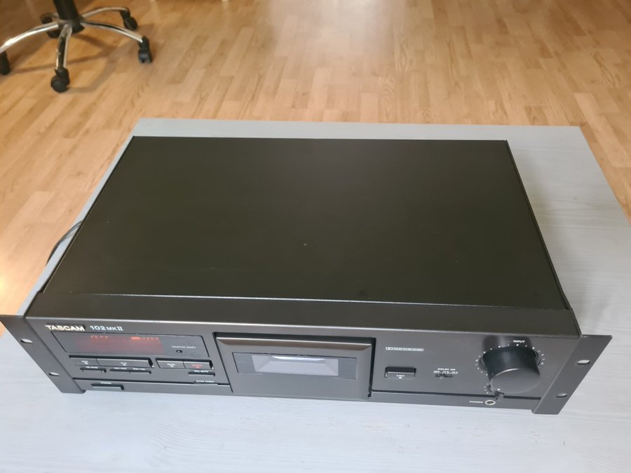 TASCAM 102MK II (FOR SPARE PARTS or repair)