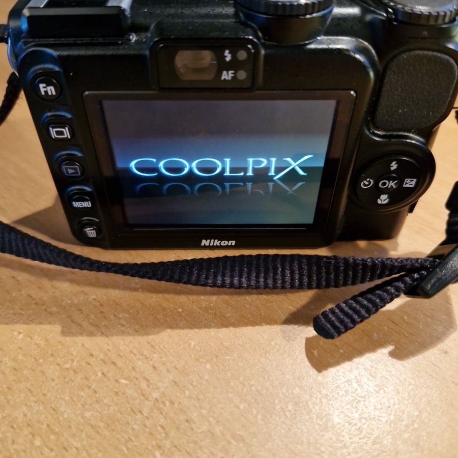 Nikon COOLPIX P 5100