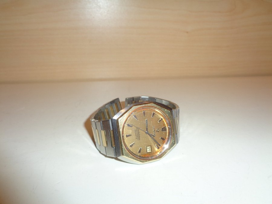 OMEGA - Constellation quartz renovering objekt