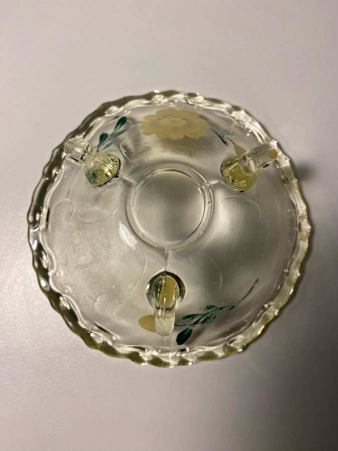 Liten skål på fötter - uranglas uran glas uranium glass - vintage antik