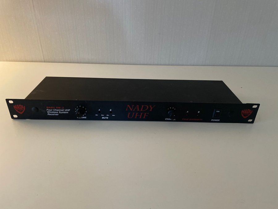 NADY RW-3 UHF WIRELESS RECEIVER 4 CHANNELBANDS DJ annons nr 1