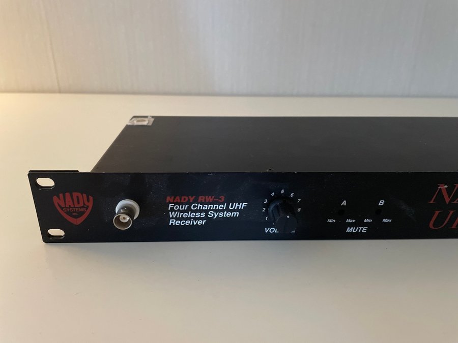 NADY RW-3 UHF WIRELESS RECEIVER 4 CHANNELBANDS DJ annons nr 2