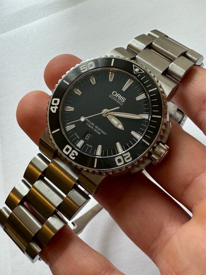 Oris Aquis Date 435mm Automatisk