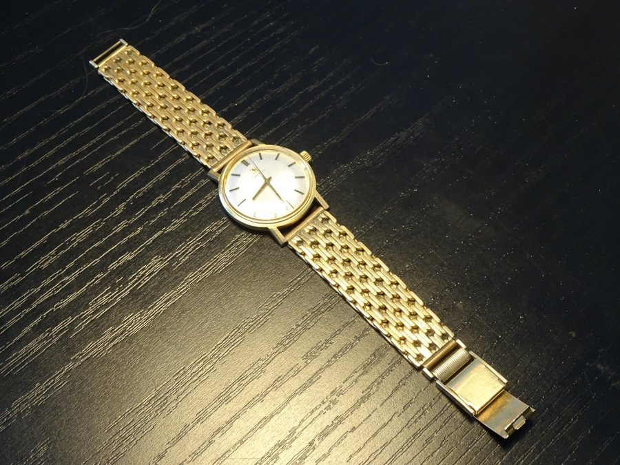 Zenith Guld armbandsklocka 51 år gammal  Zenith Gold wristwatch 51 years old