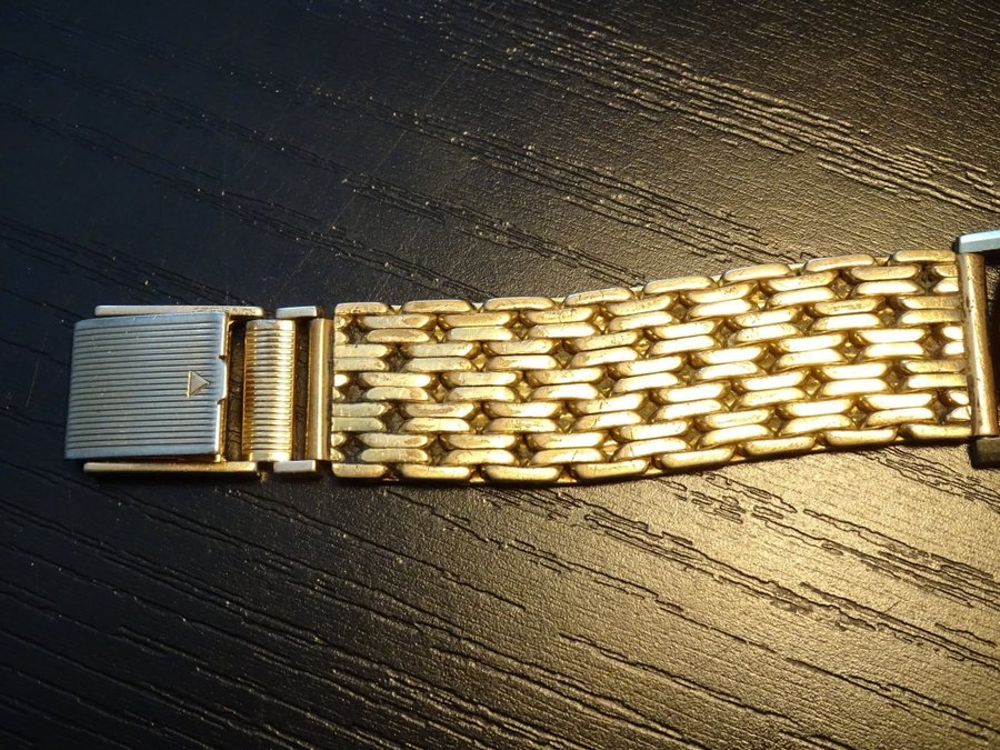 Zenith Guld armbandsklocka 51 år gammal  Zenith Gold wristwatch 51 years old