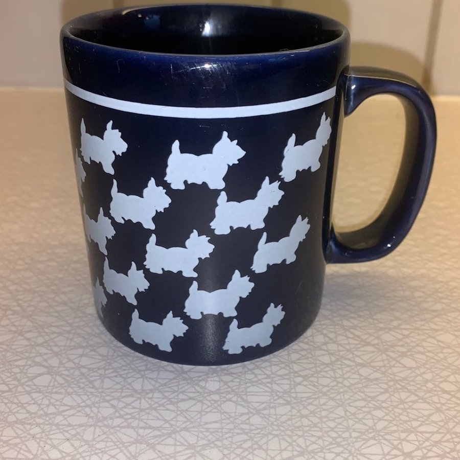 Retro Staffordshire mugg med skotsk terrier