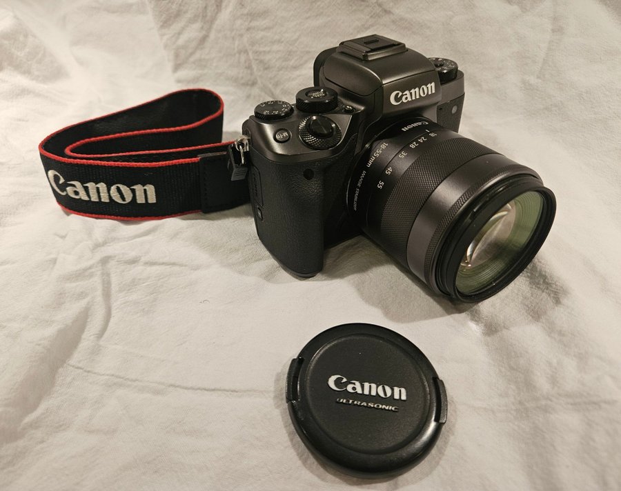 Canon EOS M5 i originalförpackning