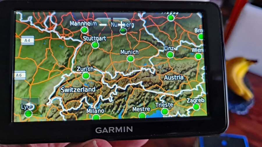 Garmin 2595LMT GPS i fint skick i orig kartong! Fria kartor! Europakartor 2025