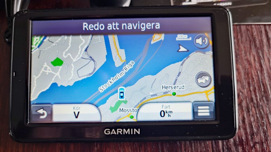 Garmin 2595LMT GPS i fint skick i orig kartong! Fria kartor! Europakartor 2025