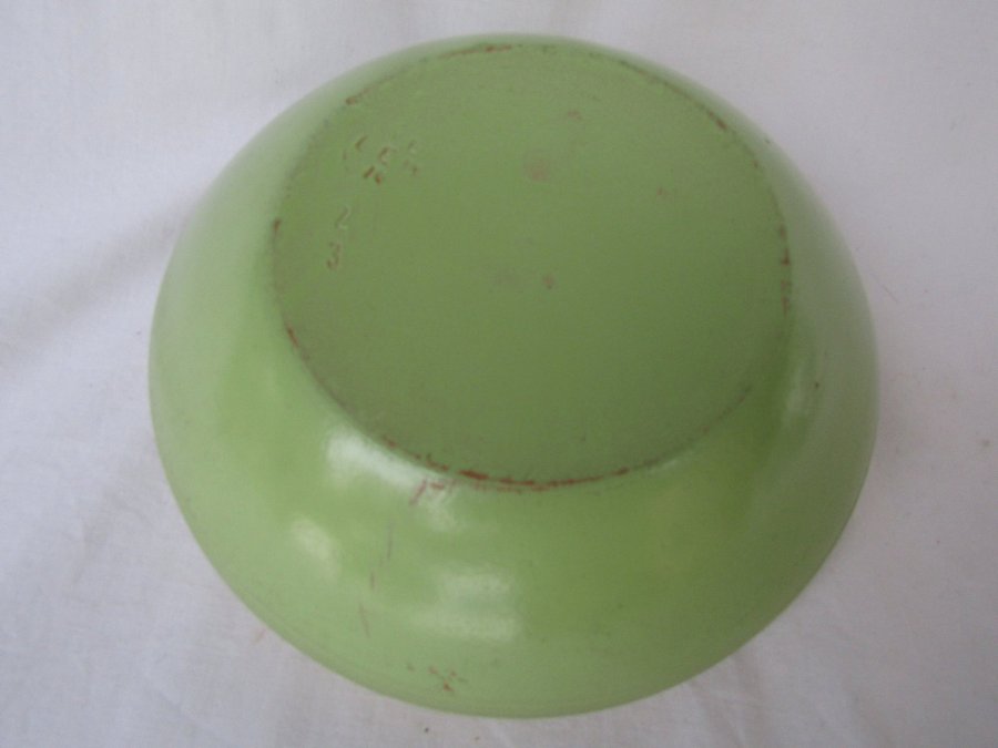 AB LE Wahlström Karlstad 1904-1950 AB LEW K 32 keramik grön skål D21cm lergods