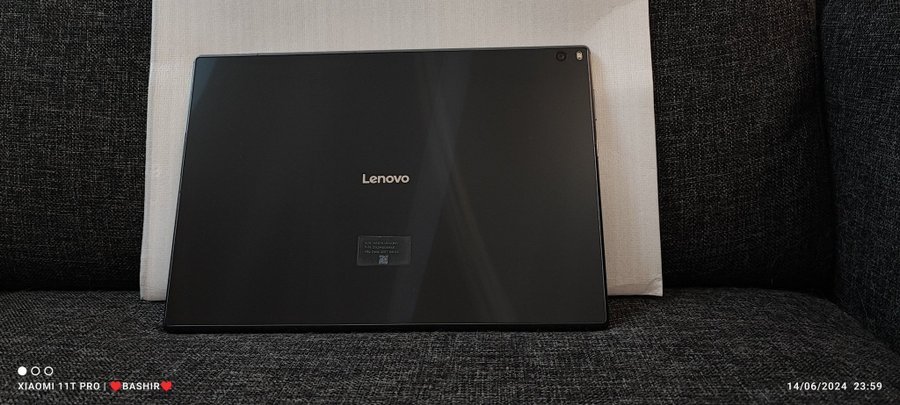 Surfplatta Lenovo Tab 4 10 Plus( som ny )WiFi TB-X704F