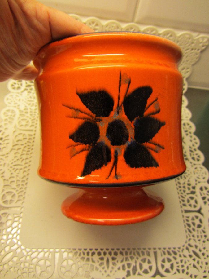 NYSKICK ORANGE KRUKA DECO HELSINGBORG nr: 89 TOPPFIN NYSKICK