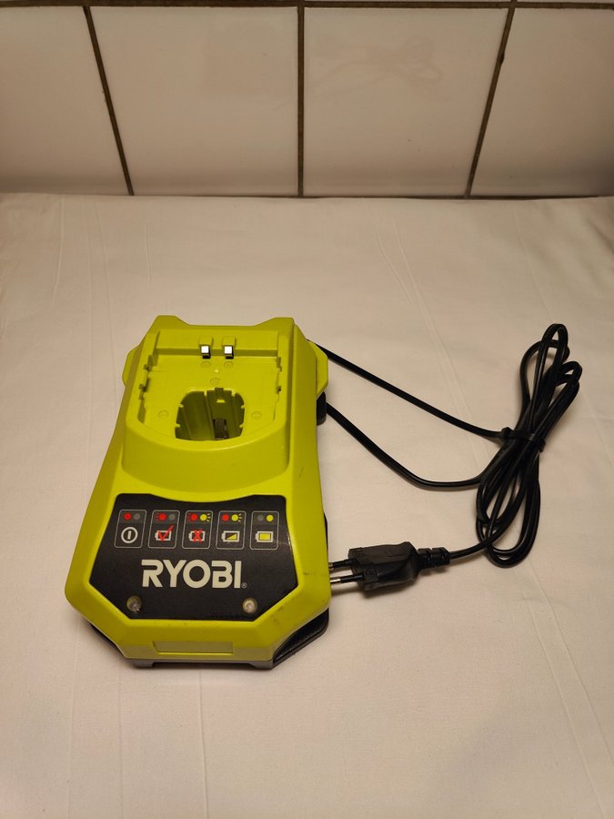 Ryobi 18V BCL14181H laddare