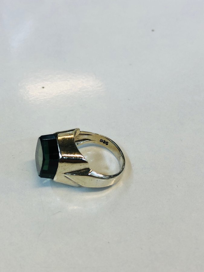 Svensk design silver ring med topas sten