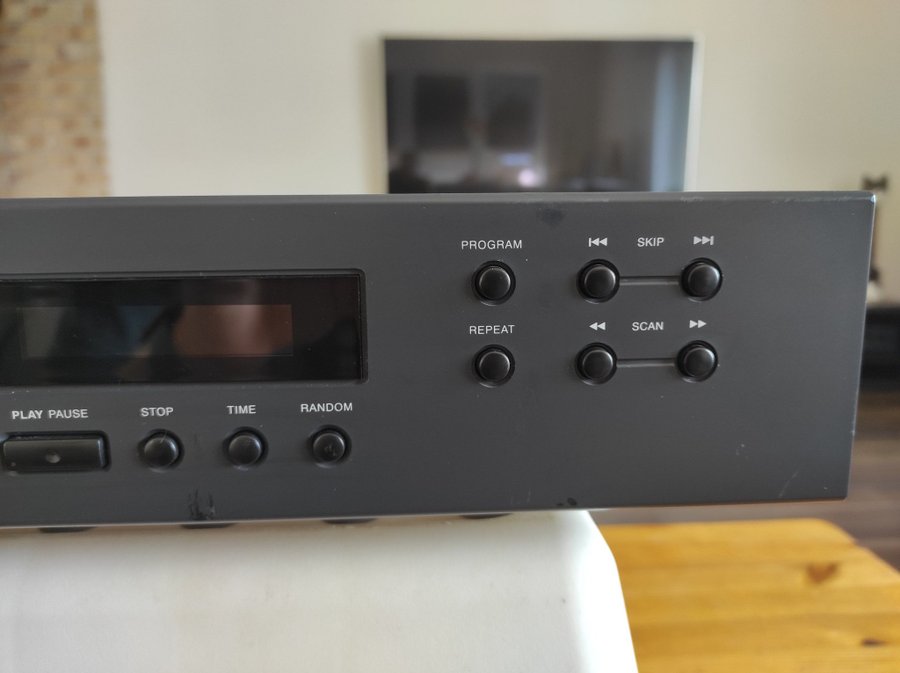 NAD 512 CD player