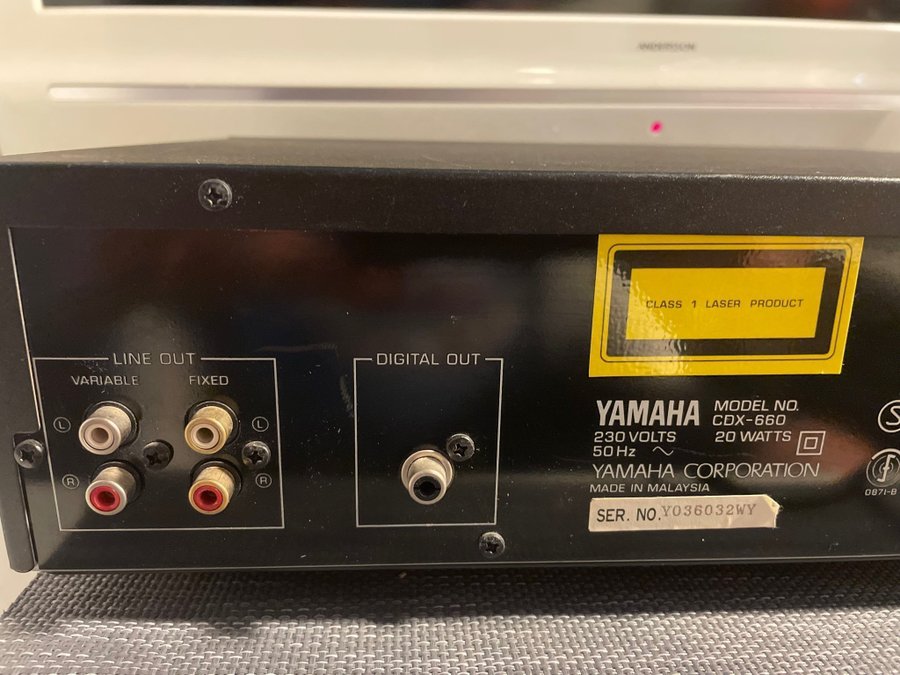 Yamaha CDX-660 Compact Disc Player CD-Spelare Retro
