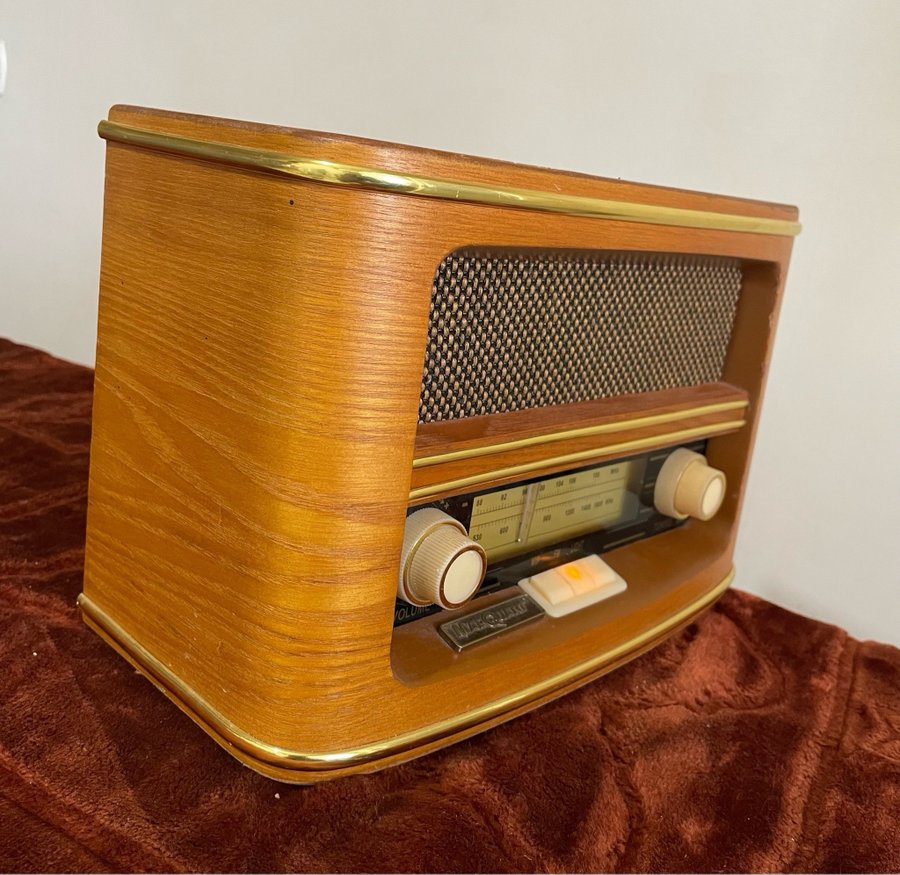 Retro~ Vintage~ MARQUANT Radio~ FM/AM Radio Trä~ 920-448 9W