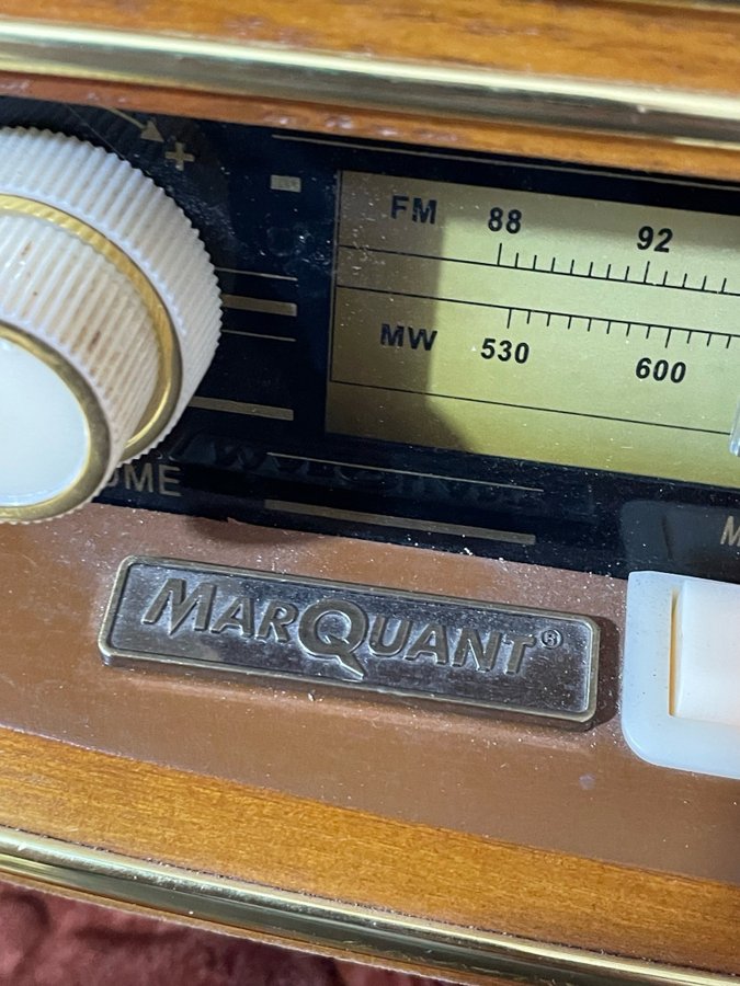Retro~ Vintage~ MARQUANT Radio~ FM/AM Radio Trä~ 920-448 9W