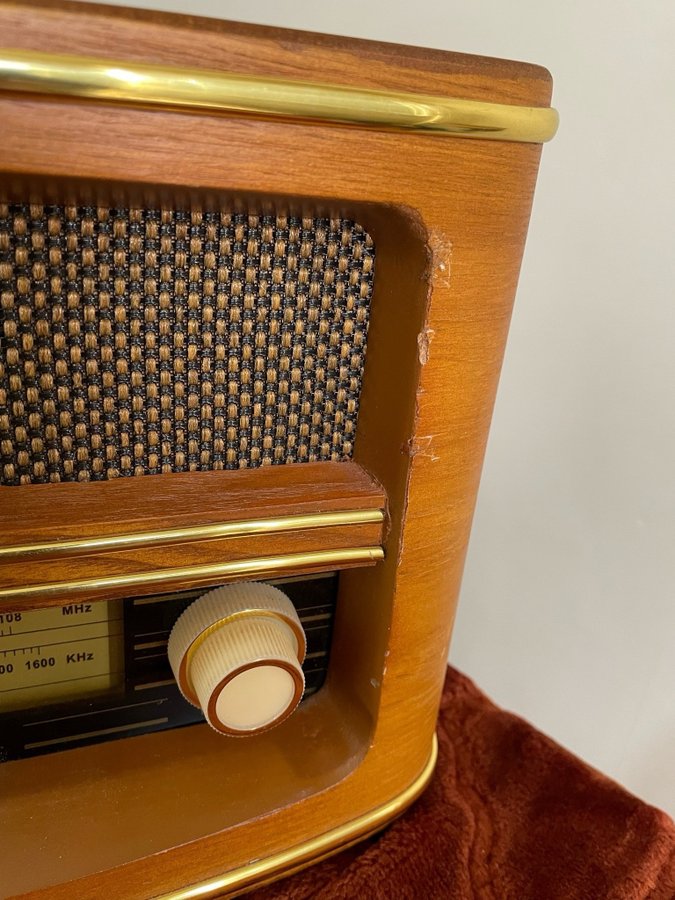 Retro~ Vintage~ MARQUANT Radio~ FM/AM Radio Trä~ 920-448 9W