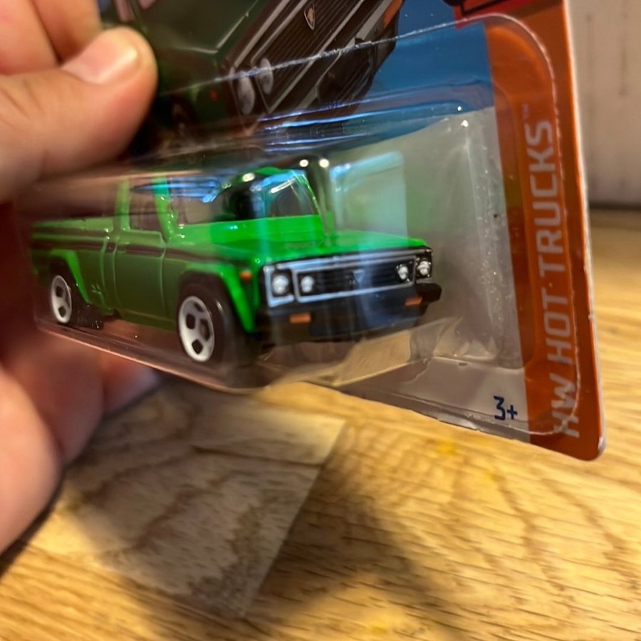 Hot Wheels Mazda B-Series Pickup Truck 2022