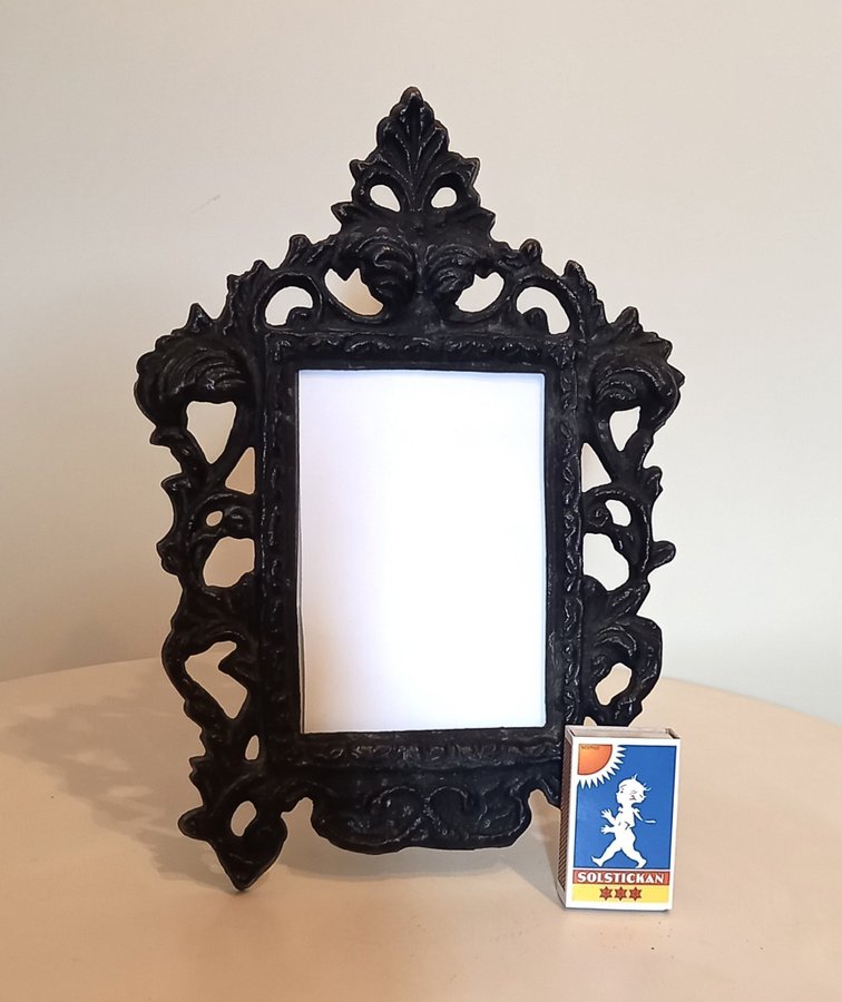 Antique cast iron foto frame / mirror stand / fotoram spegelram gjutjärn 15 kg