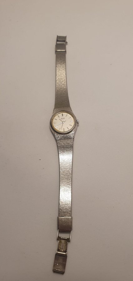 Seiko quartz klocka