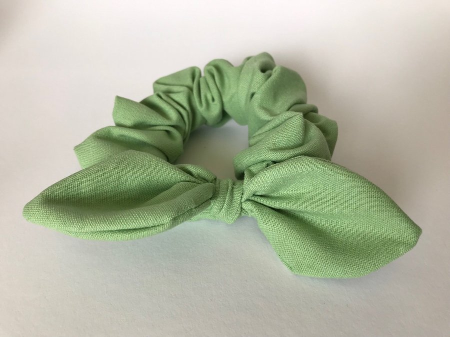 Handgjorda 2st Hårsnodd ( Scrunchie ) hårtofs håraccesoarer