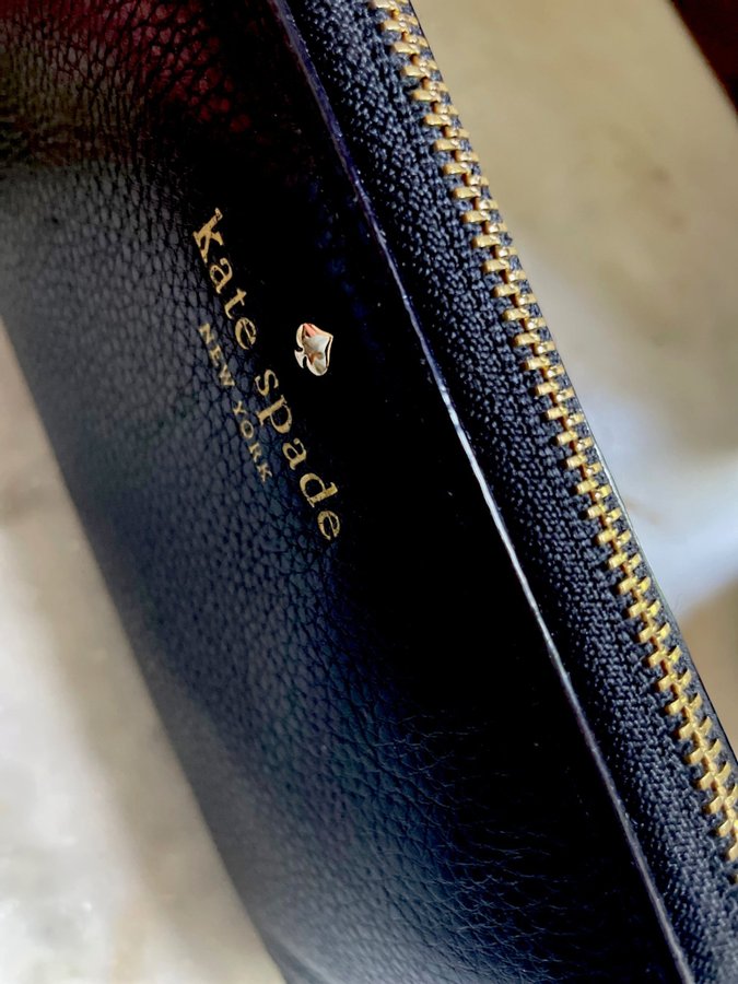 Kate Spade plånbok svart läder