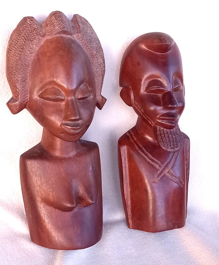 African vintage wood carving / sculpture female bust