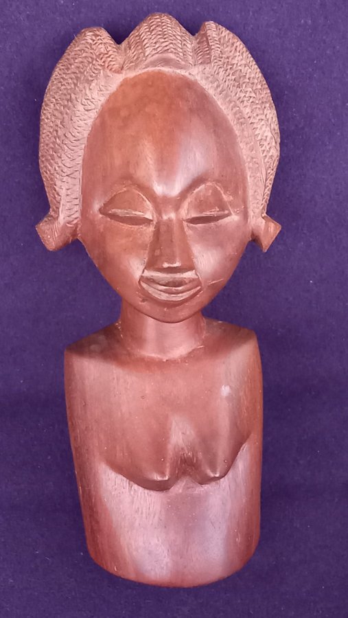 African vintage wood carving / sculpture female bust