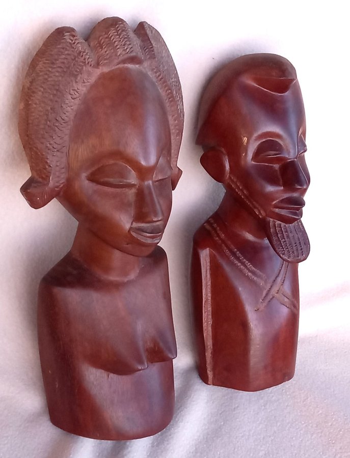 African vintage wood carving / sculpture female bust