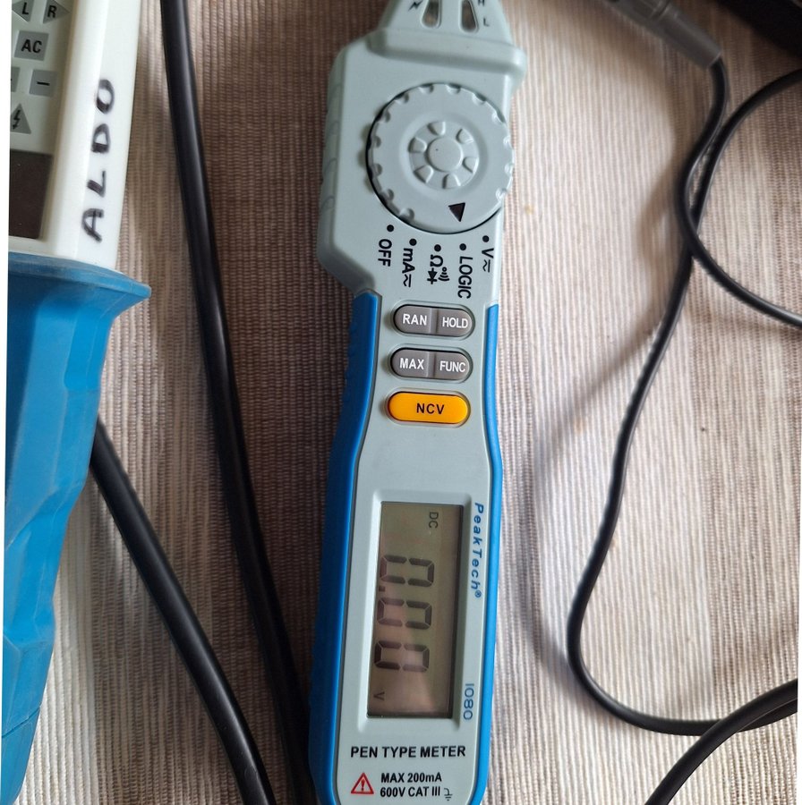 2 Digitala MULTIMETER Peak Teck 1096 och Peak Teck 1080som Ny!