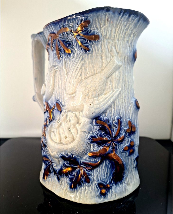 År 1854 Kanna I Majolika English Majolica Birdnest Pitcher Floating Blue