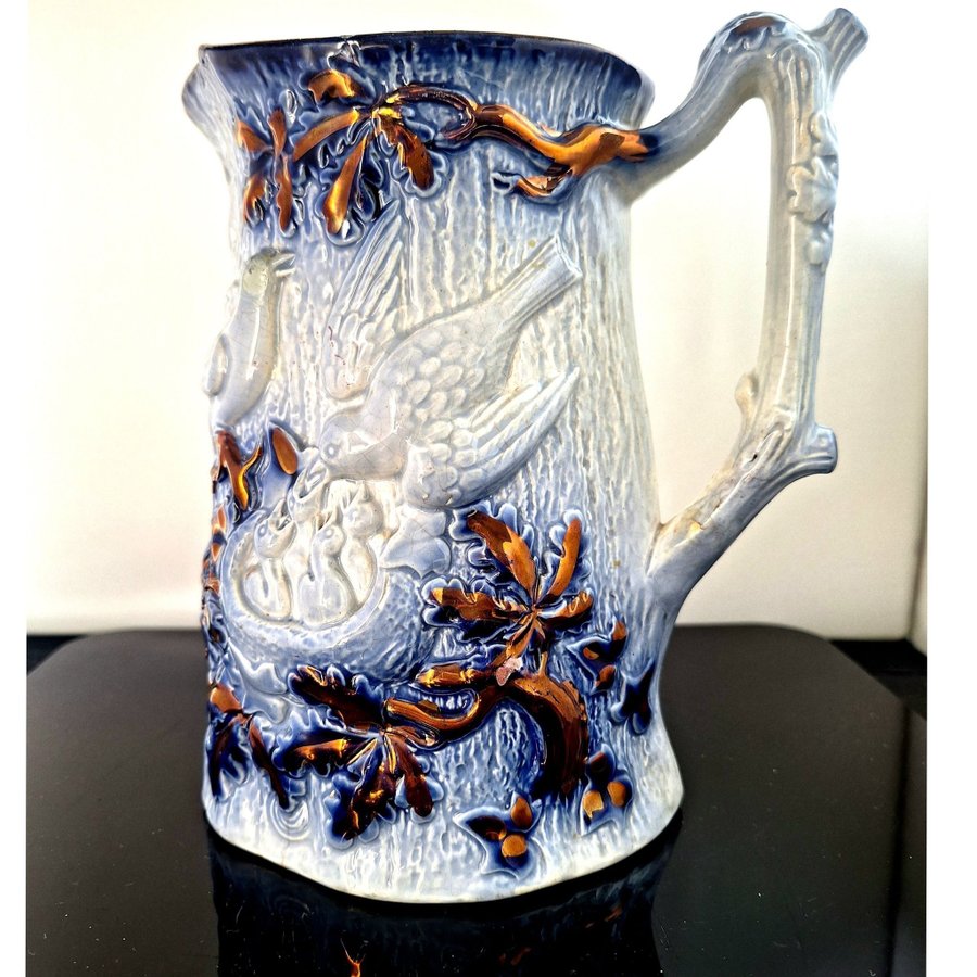 År 1854 Kanna I Majolika English Majolica Birdnest Pitcher Floating Blue