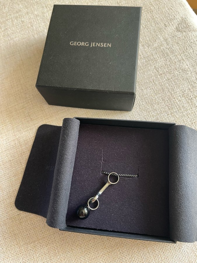 Helt nytt/ Oanvänt halsband från Georg Jensen / äkta silver och onyx