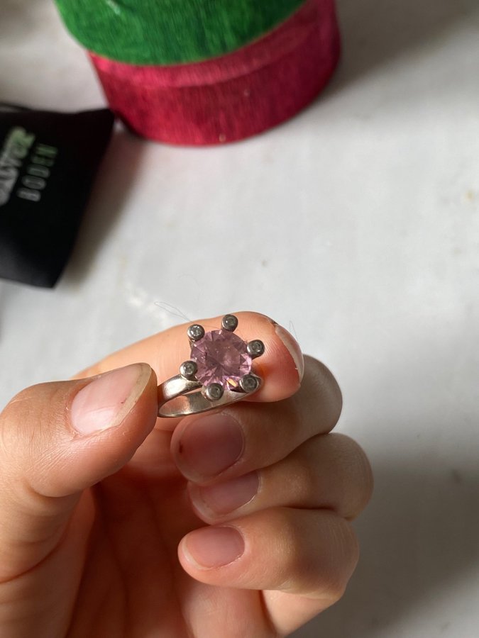 Ring silver med rosa sten