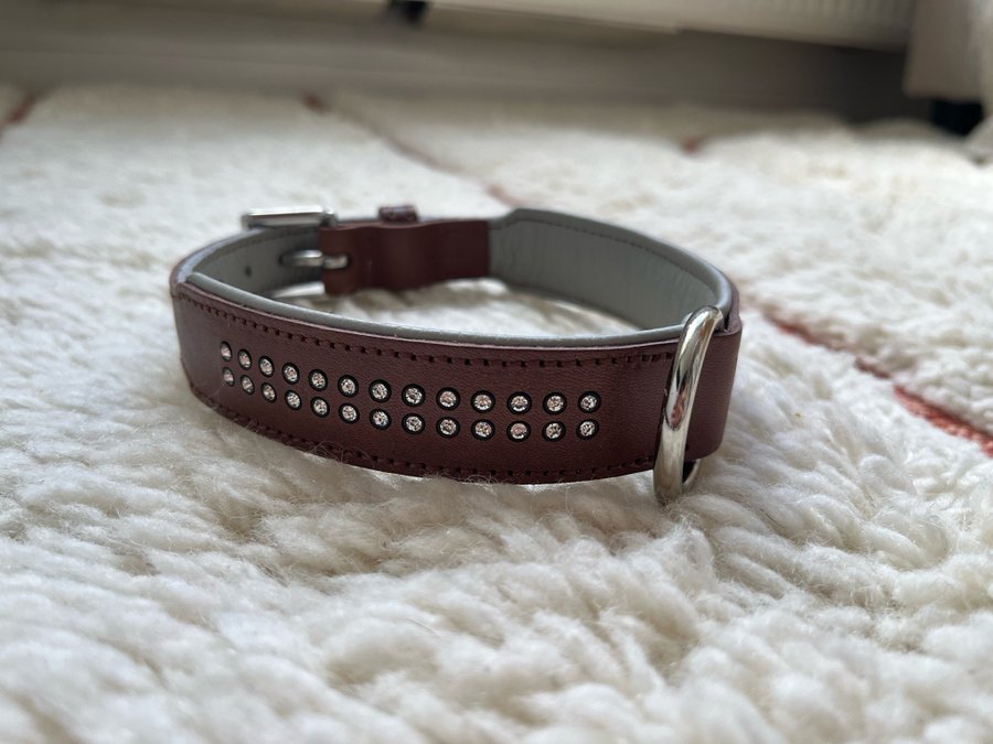 Läder hundhalsband brunt 28cm* 32-38cm