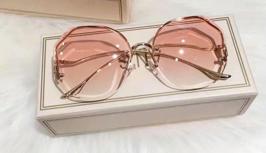 Solglasögon NYA m gradient rosafärgade moderikta solglasögon!