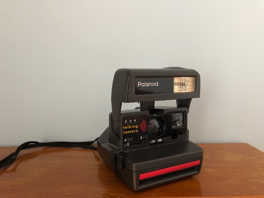 Polaroid 636 Talking Camera